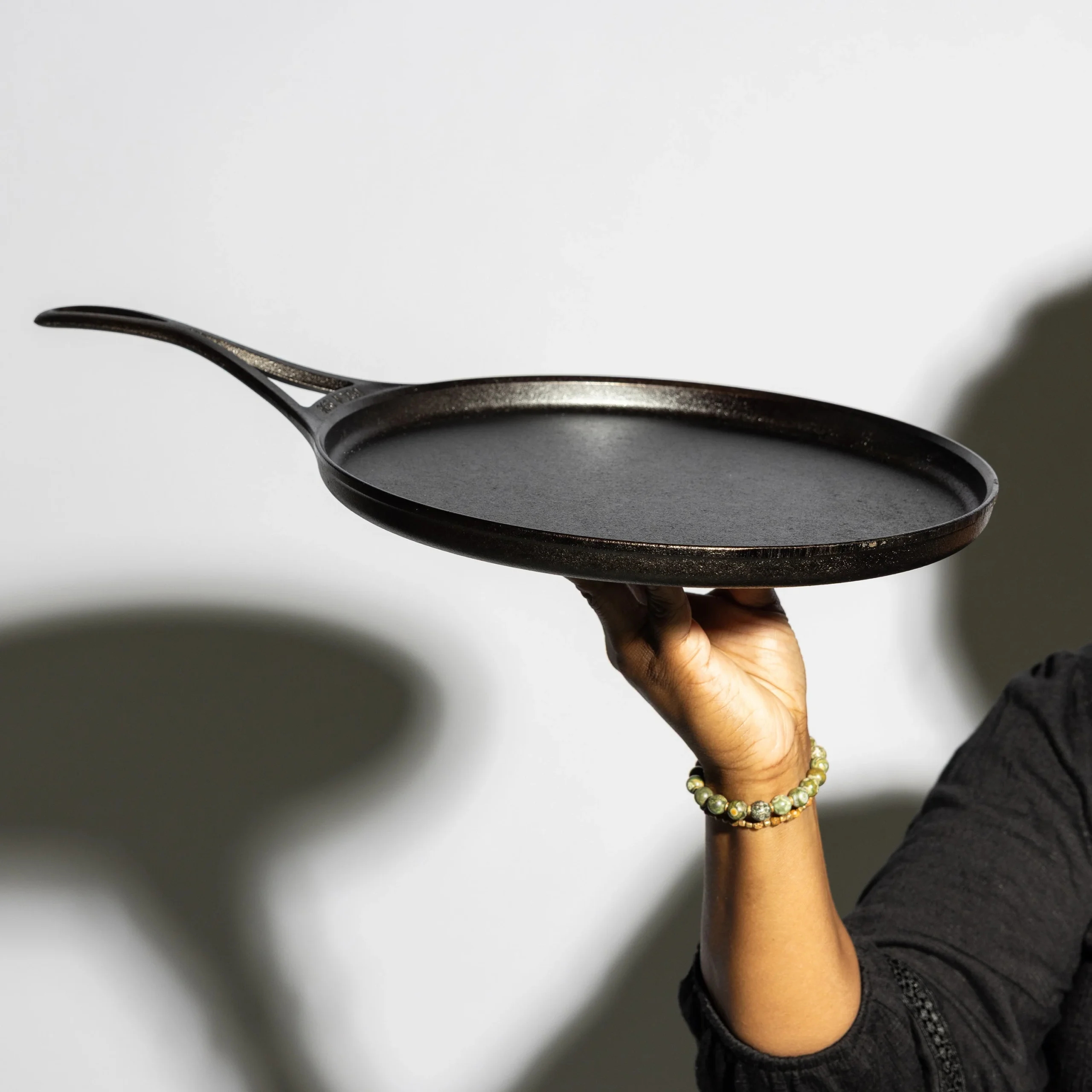 Blacklock 11 Inch Lightweight Cast Iron Griddle - Image 4