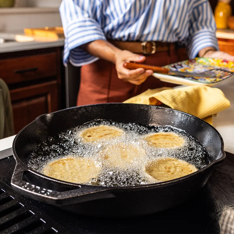 Classic Cast Iron Skillets - Image 50
